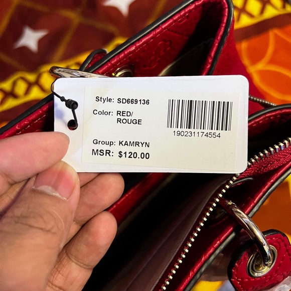 Totes/purse/bags - Picture 9 of 10